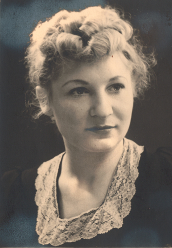 1942